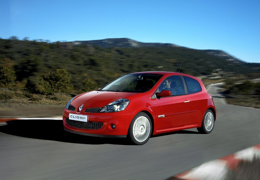  Renault Clio R.S. 2.0 16V 2006 года  (фото 121 из 125)